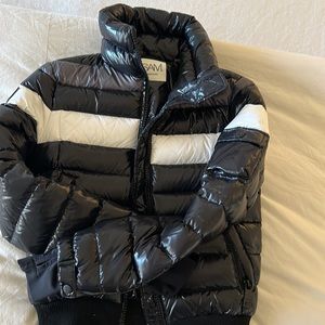 Like new SAM. Puffer size small